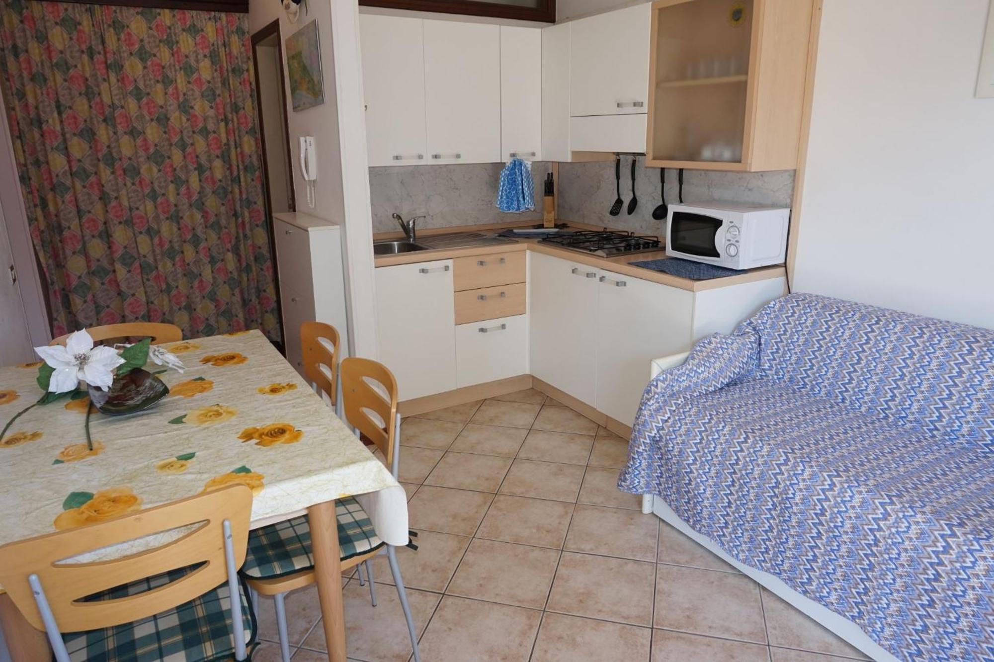 Appartamenti La Torre Lignano Sabbiadoro Habitación foto